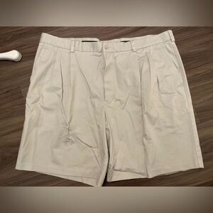 Nordstrom Tan Flat Front Shorts for Smart Casual Occasions wrinkle free size 42W